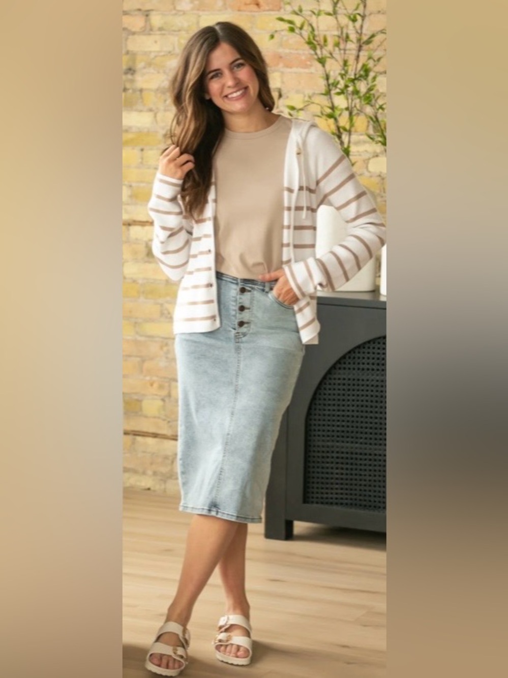 Inherit Josie A-Line Denim Midi Skirt Light Wash Size Medium NWOT